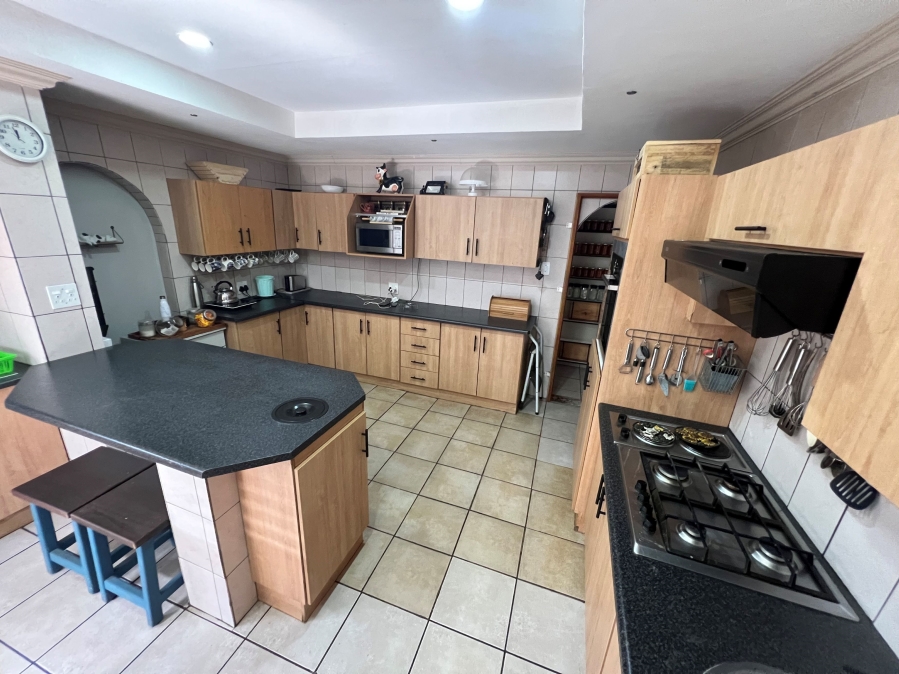 4 Bedroom Property for Sale in Stilfontein North West